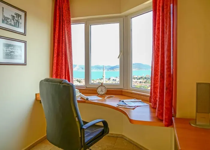 Picus Amazing Sunset View